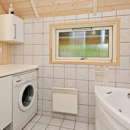 4 Star Holiday Home In Blavand *