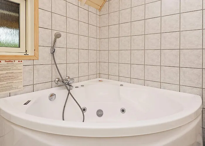 Eco-friendly Retreat With - By Traum