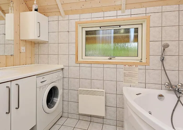 Eco-friendly Retreat With - By Traum *